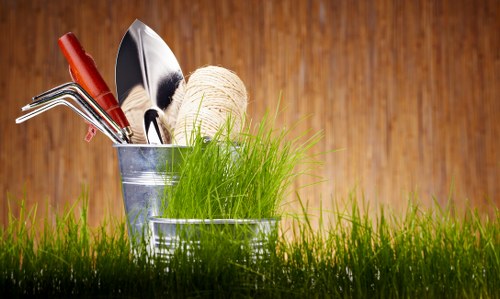 Autumn garden maintenance in Purley